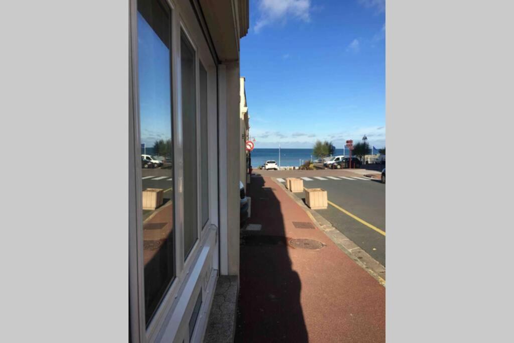 Souplex 50M De La Plage Et Des Commerces 乌尔加特 外观 照片