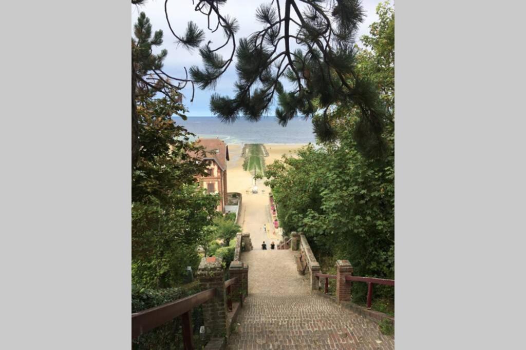 Souplex 50M De La Plage Et Des Commerces 乌尔加特 外观 照片