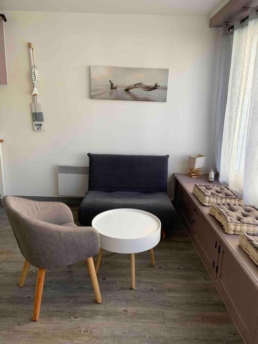 Souplex 50M De La Plage Et Des Commerces 乌尔加特 外观 照片